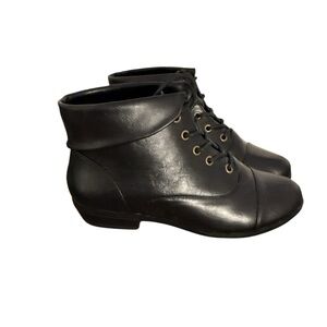Comfortview Sleek Black Ankle Boots